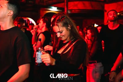 NEELIX-KLANGWELTEN_128-scaled-1.jpg